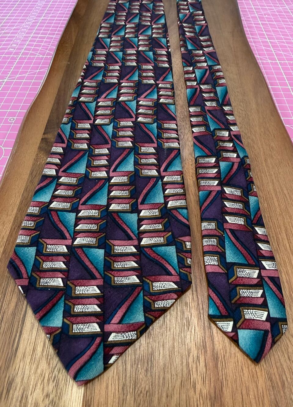 VINTAGE Monterey Bay Silk Tie Handmade USA Books Abstract Geometric Mens Necktie
